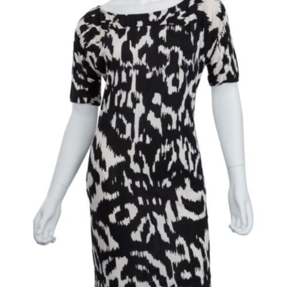 Diane Von Furstenberg Dresses & Skirts - Diane von Furstenberg Zola Dress